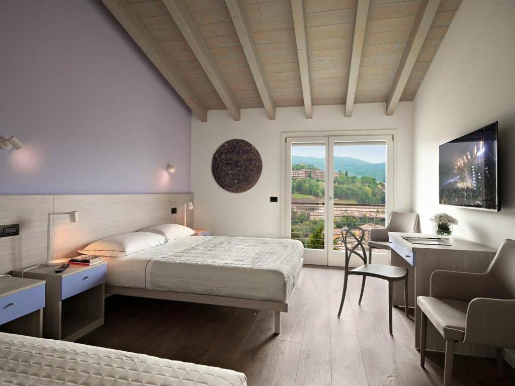 Residence Caffe Maya Maslianico Zewnętrze zdjęcie